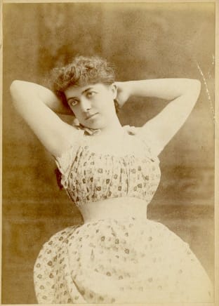 Miss Lucy Poniard, right before marriage to Fairsoap. Unidentified portrait from the Prints and Photographs Department, Boston Athenaeum.